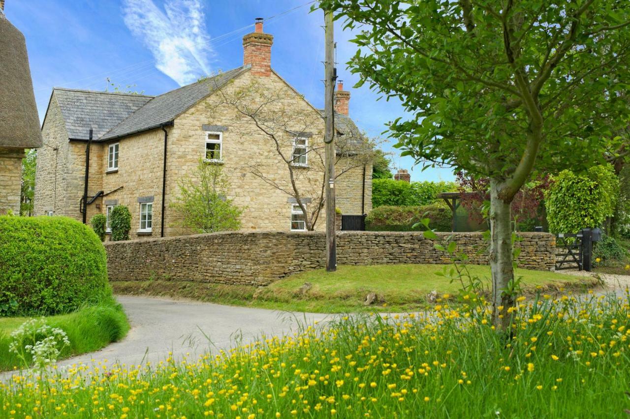 Brook Farm Cottage แบร็คลีย์ ภายนอก รูปภาพ