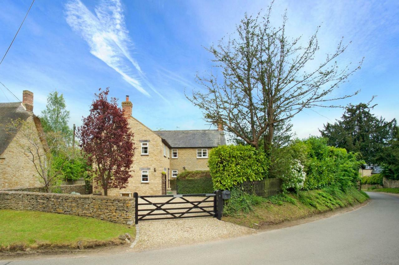 Brook Farm Cottage แบร็คลีย์ ภายนอก รูปภาพ