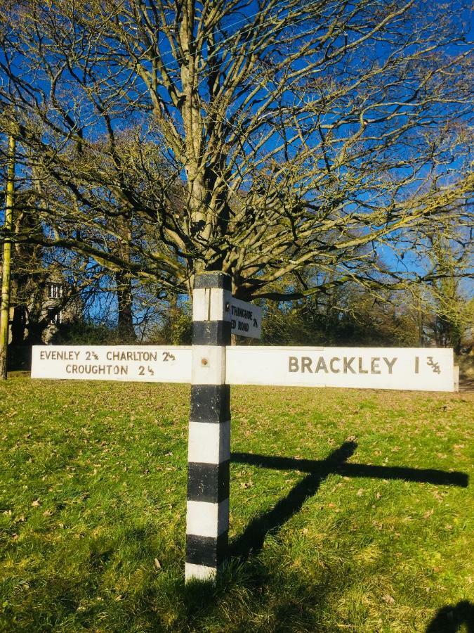 Brook Farm Cottage แบร็คลีย์ ภายนอก รูปภาพ